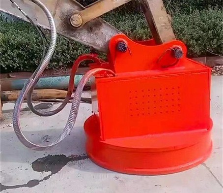 Hydraulic lifting electromagnet 3